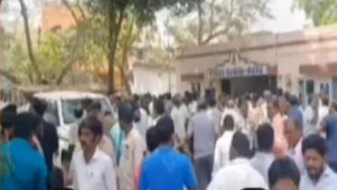 చల్లపల్లి పోలీస్ స్టేషన్‌లో భారీ పేలుడు.. ఎస్సై సహా నలుగురికి తీవ్ర గాయాలు, పోలీస్ వాహనం దగ్ధం