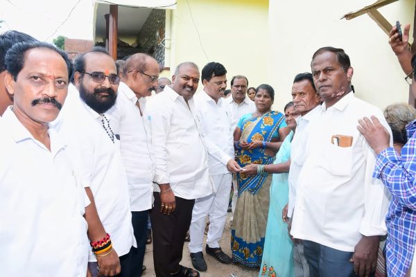 ఎలమంచిలి నియోజకవర్గంలో ఎన్టీఆర్ భరోసా పెన్షన్ల పంపిణీ,లబ్ధిదారులకు అండగా కూటమి ప్రభుత్వం!