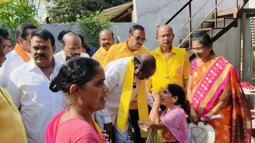 1వ తారీకు తప్పకుండా లబ్ధిదారులందరికీ పెన్షన్ , కూటమి ప్రభుత్వం లక్ష్యం .