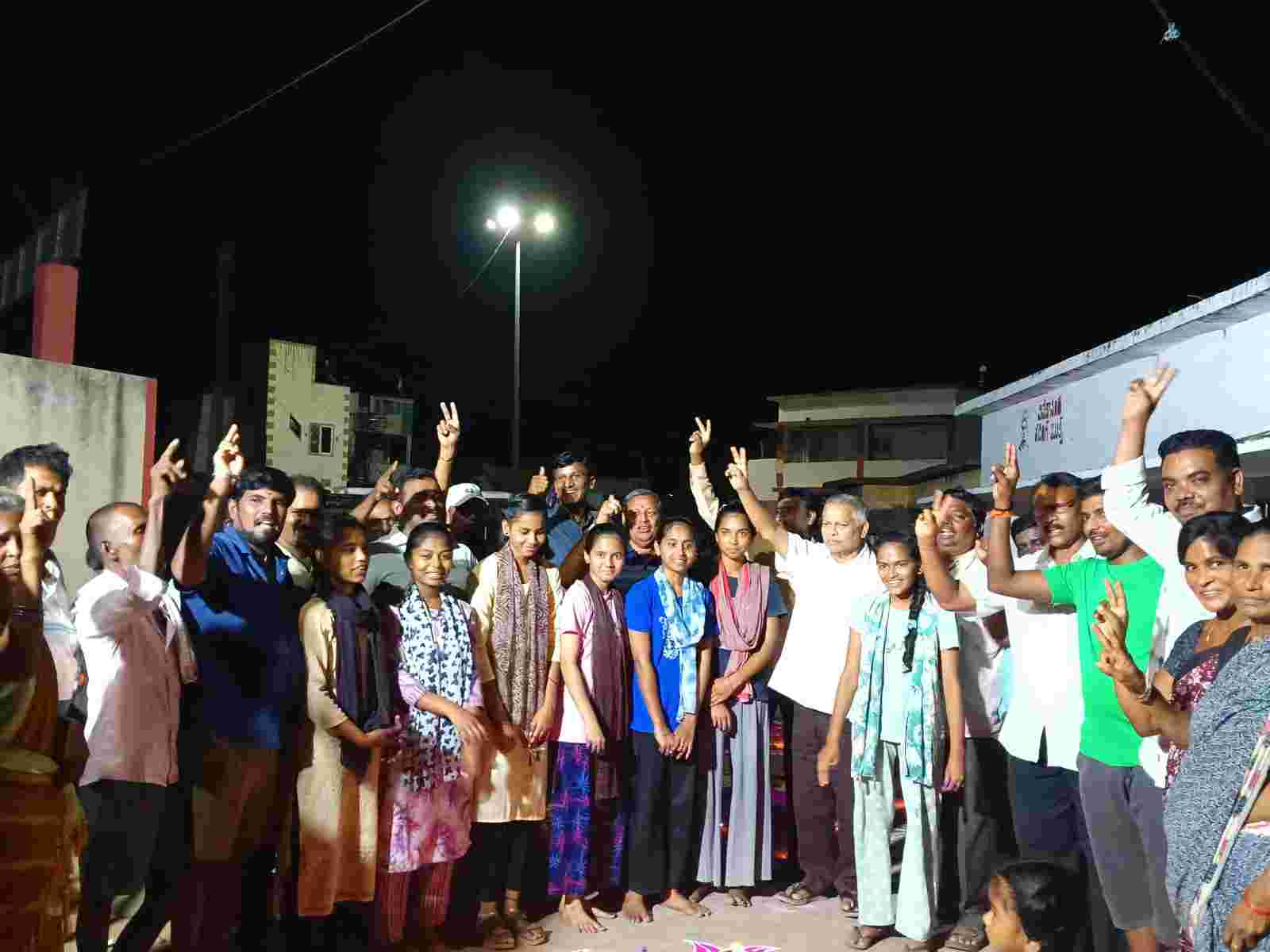 ఇంటింటా అమరావతి పండుగ కొక్కిరాపల్లి లో పప్పల చలపతిరావు 