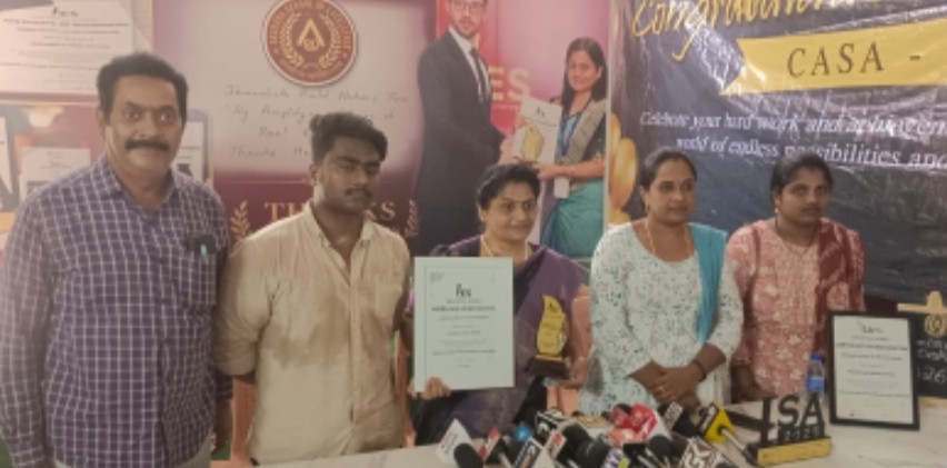 ఏలూరులోనే తొలిసారి స్కూల్ స్థాయిలో సివిల్స్ అవేర్‌నెస్ ప్రోగ్రాం  