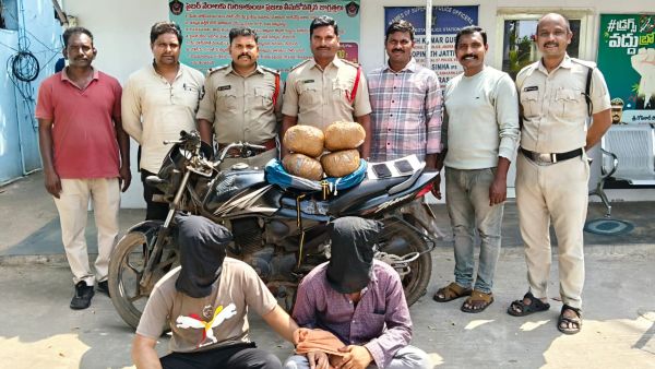 అనకాపల్లిలో బైక్ దొంగతనం చేసి ఒడిశా నుంచి గంజాయి తరలిస్తున్న ఇద్దరు రాజస్థాన్ వ్యక్తుల అరెస్ట్