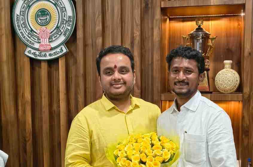రాజ్యసభ పయనంలో చింతకాయల విజయ్‌కు ఘన అభినందనలు...!