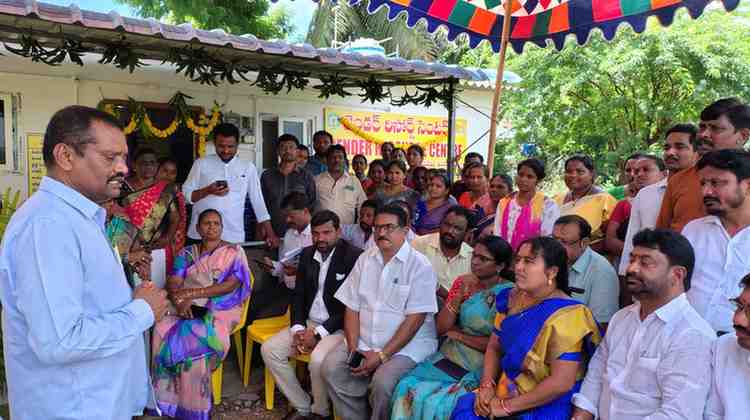 చిరు వ్యాపారులకు ఆహార భద్రతా చట్టంపై అవగాహన సదస్సు