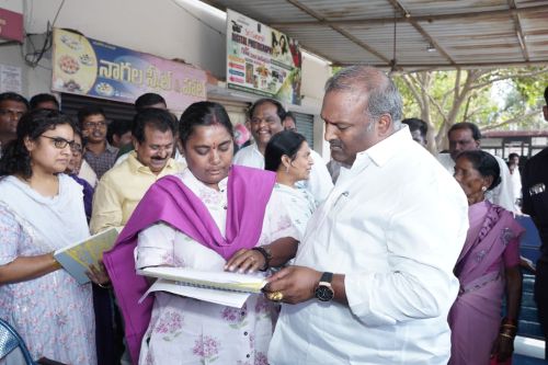 యలమంచిలి  ఆర్టీసి కాంప్లెక్స్ ను తనిఖీ చేసిన నియోజకవర్గ ఎమ్మెల్యే శ్రీ సుందరపు విజయ్ కుమార్