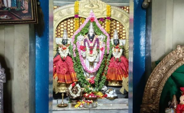 భక్తుల ఇలవేల్పు దార్లపూడి శ్రీ కళ్యాణ వెంకటేశ్వరస్వామి క్షేత్రం