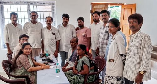 ఏటికొప్పాక లో ఉచిత వైద్య శిబిరం – ప్రజలకు నాణ్యమైన సేవలు..!!
