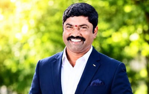 ఫ్లైఓవర్ పనులు వేగవంతం చేసి ప్రత్యామ్నాయ రహదారులు ఏర్పాటు చేయాలి: దేశంశెట్టి శంకరరావు..!!