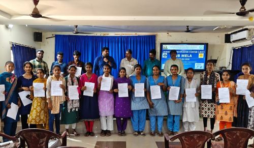 యలమంచిలి జాబ్ మేళాలో 33 మందికి ఉద్యోగాలు..!