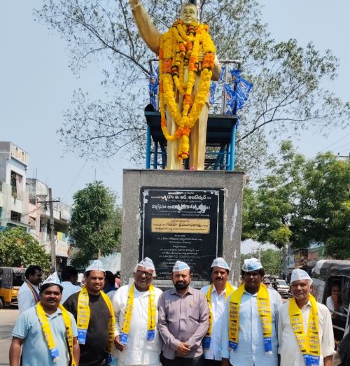 అంబేద్కర్ అడుగుజాడల్లో నడిచినప్పుడే దేశానికి సౌభాగ్యం: ఆమ్ ఆద్మీ పార్టీ అనకాపల్లి కన్వీనర్ హరినాథ్ బాబు