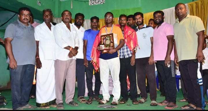 500కు పైగా మార్కులు సాధించిన విద్యార్థులకు ఘన సత్కారం..!!