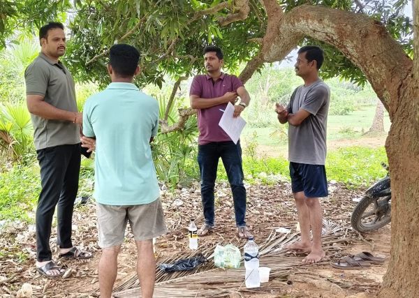 బహిరంగ ప్రదేశాల్లో మద్యం సేవిస్తున్న వారిపై ఆకస్మిక తనిఖీలు,ఓపెన్ డ్రింకింగ్ కేసులు నమోదు..!!